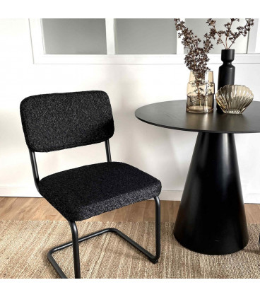 Chaise Capsule pied noir tissu bouclette noir