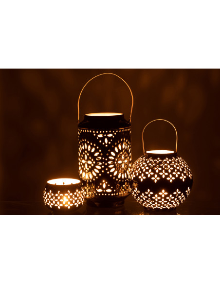 Lanterne en fer perforé noir de haute performance Lanterne en fer perforé noir de haute performance