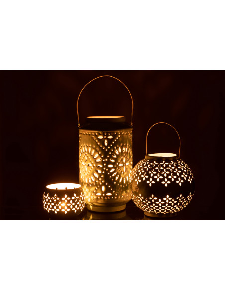 Lanterne en fer perforé bleu de haute performance Lanterne en fer perforé bleu de haute performance