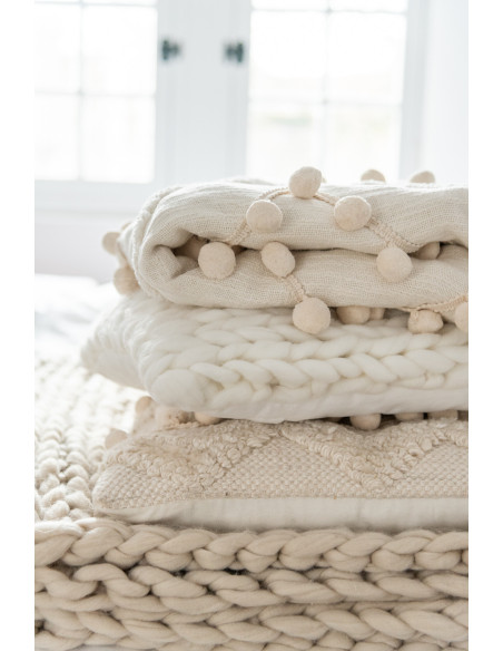 Coussin tricoté carré en acrylique blancJ-Line