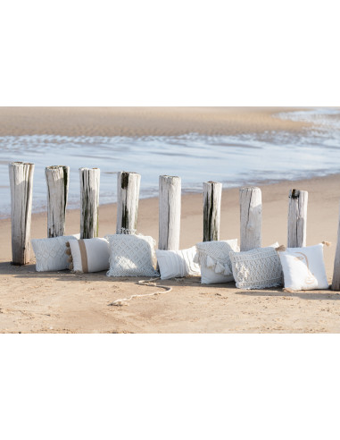 Coussin douillet en coton blanc cassé petitJ-Line