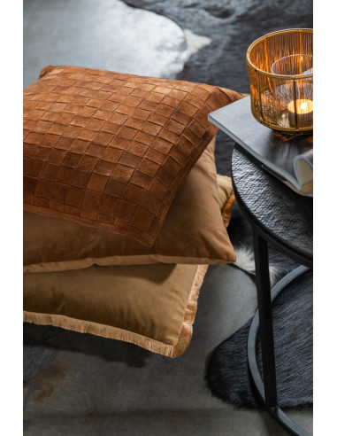 Coussin carré en cuir cognac.J-Line