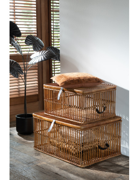 Coussin carré en cuir cognac.J-Line