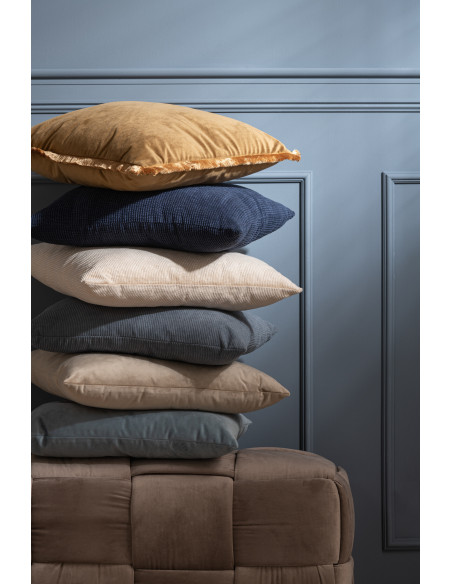 Coussin côtelé carré en velours bleuJ-Line