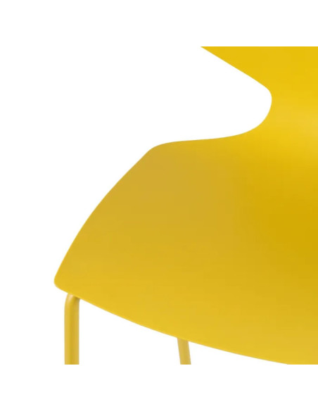 Lot de 4 chaises en polypropylene jaunes
