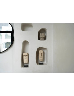 La Pierre de Sumba n°21 sur son support.Bazar Bizar 2