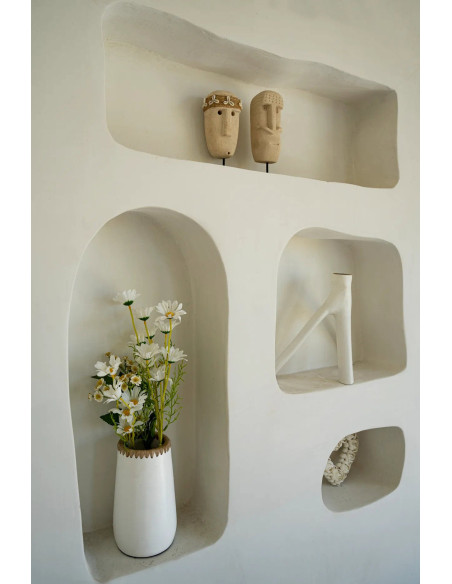 La Pierre de Sumba n°21 sur son support.Bazar Bizar