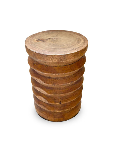 Tabouret/Table d'appoint Galapagos - Naturel se traduit en français par "Le Corbeau des Galapagos - Naturel".