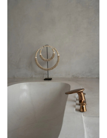 Le collier à double coquillage sur support - NaturelBazar Bizar