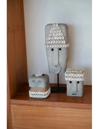 La Pierre de Sumba n°32 sur le supportBazar Bizar