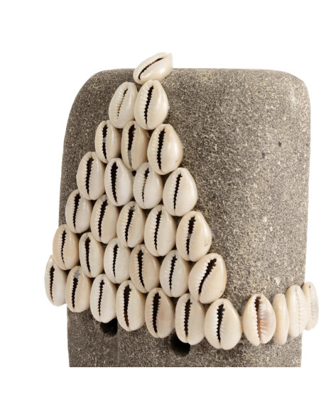 La Pierre de Sumba n°32 sur le supportBazar Bizar